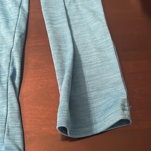 Under Armor Long Sleeve - Picture 3 of 3